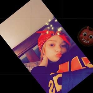 Meet your Posher, Hannah